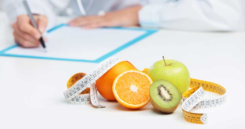 برای کاهش وزن به چه دکتری مراجعه کنیم؟
