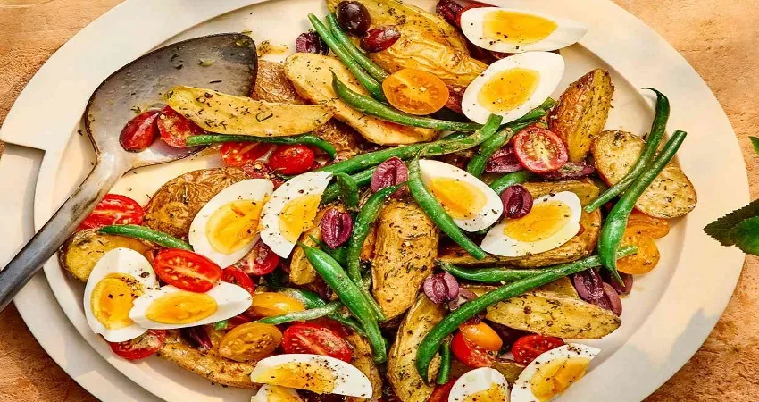 تخم مرغ و سیب زمینی آب پز برای لاغری